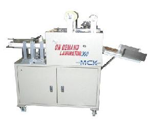 ����ǥޥ�ɥ�ߥ͡�������MOL-300��